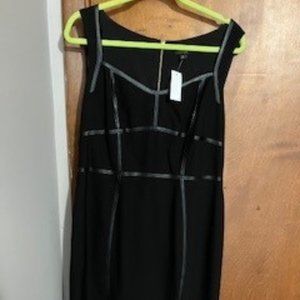 Ann Taylor Original Sleeveless V-Neck Sheath Little Black Dress Black Size 10